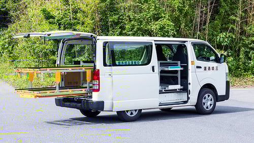 ハイエース架装車