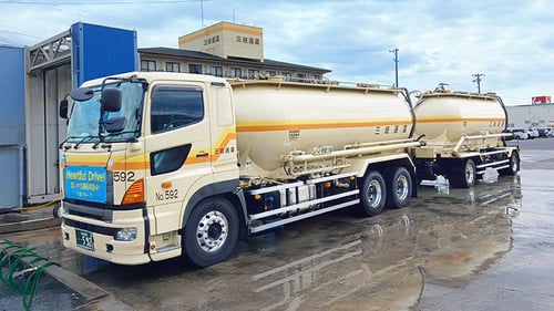 フルトレーラー