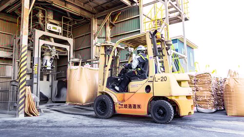 各種粉粒体ブレンド品の製造