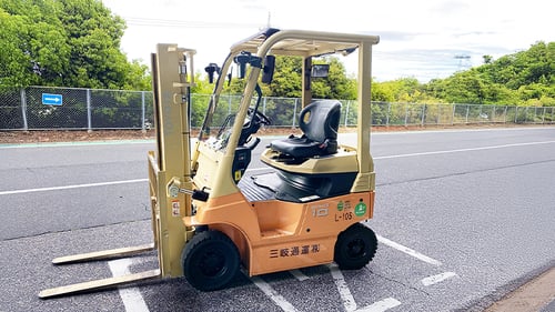 電動フォークリフト